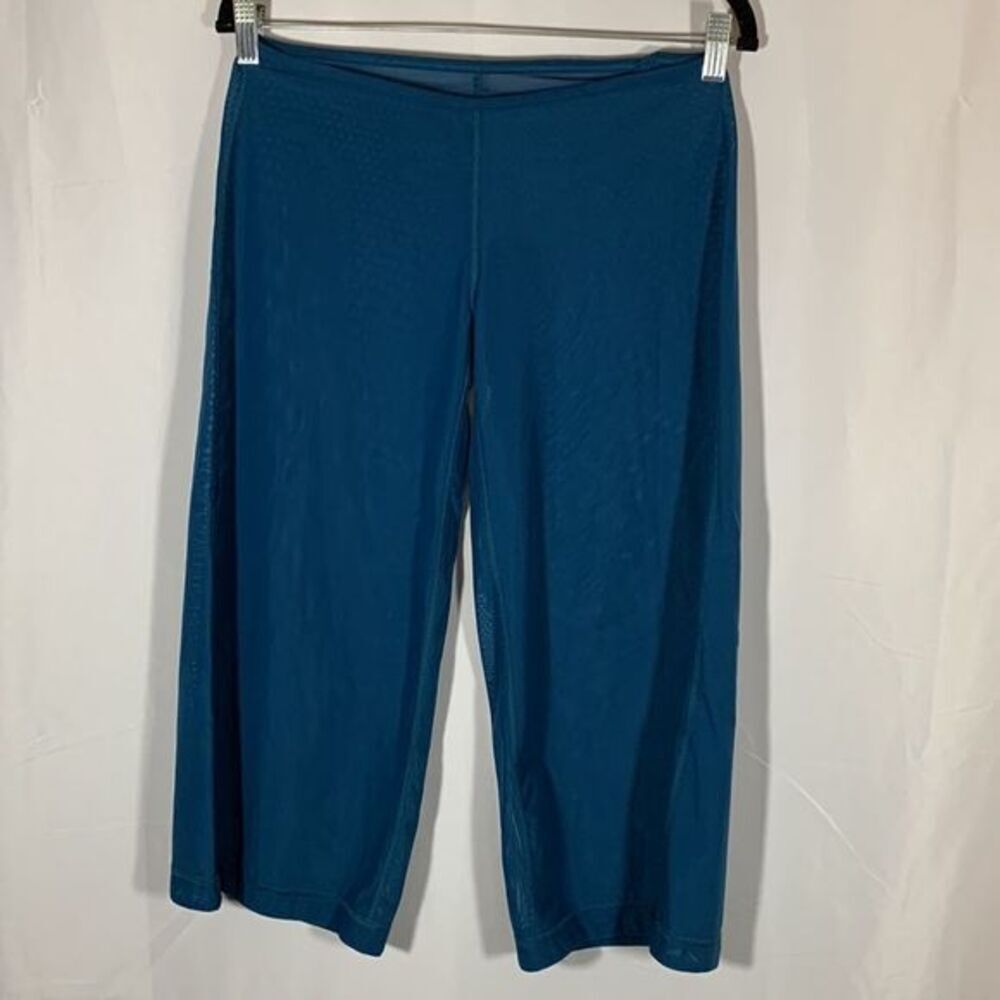 Lululemon Blue Fully Mesh Capri Pants Vintage Rare